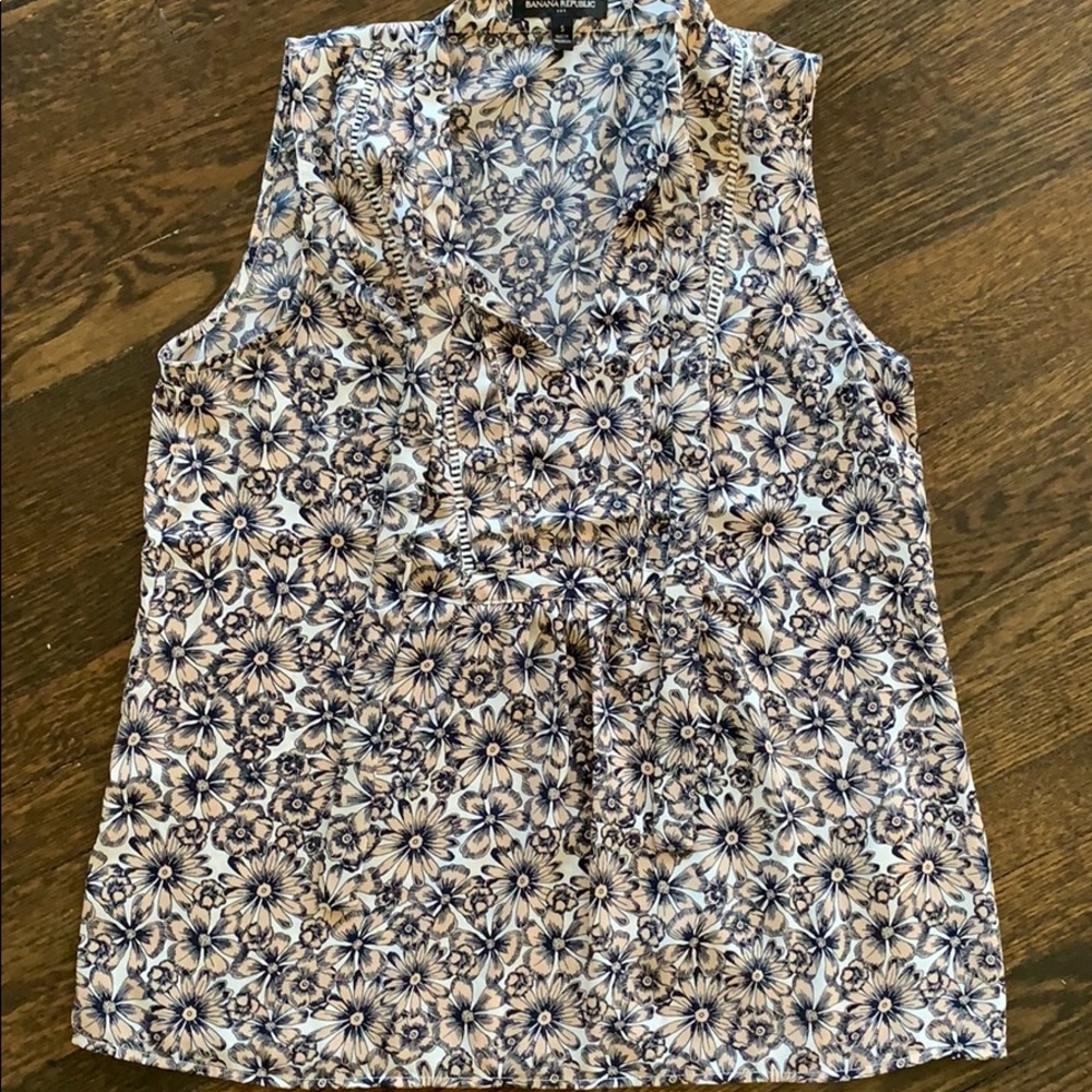 Banana Republic Floral Blouse